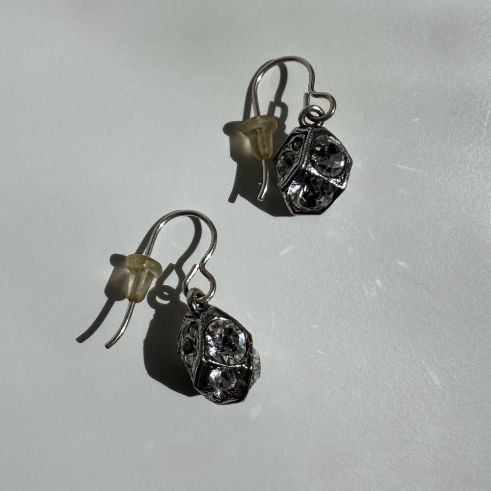 Patricia Locke 10 Signed USA SilverTone Swarovski Crystals Dangle Hook Earrings